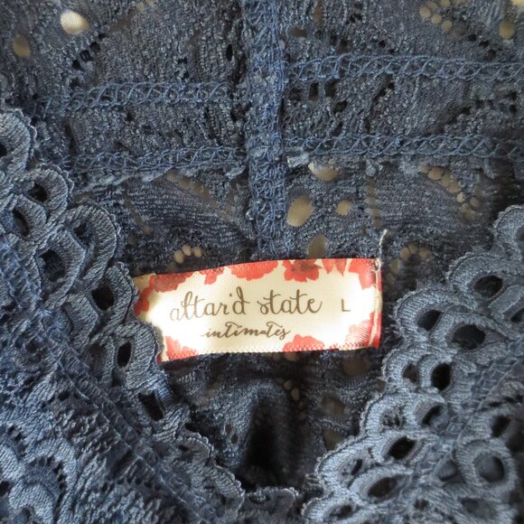 Altard State Whimsical Intimates Blue Lace Halter Crop Top - NWOT - Picture 7 of 7
